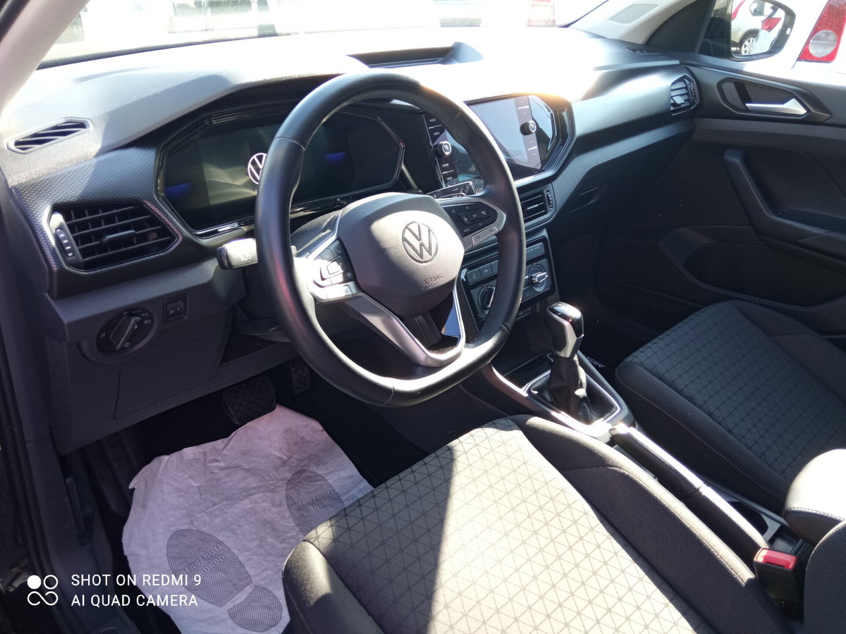 Volkswagen T-Cross 1.0 TSI 110 CV DSG Style (9)