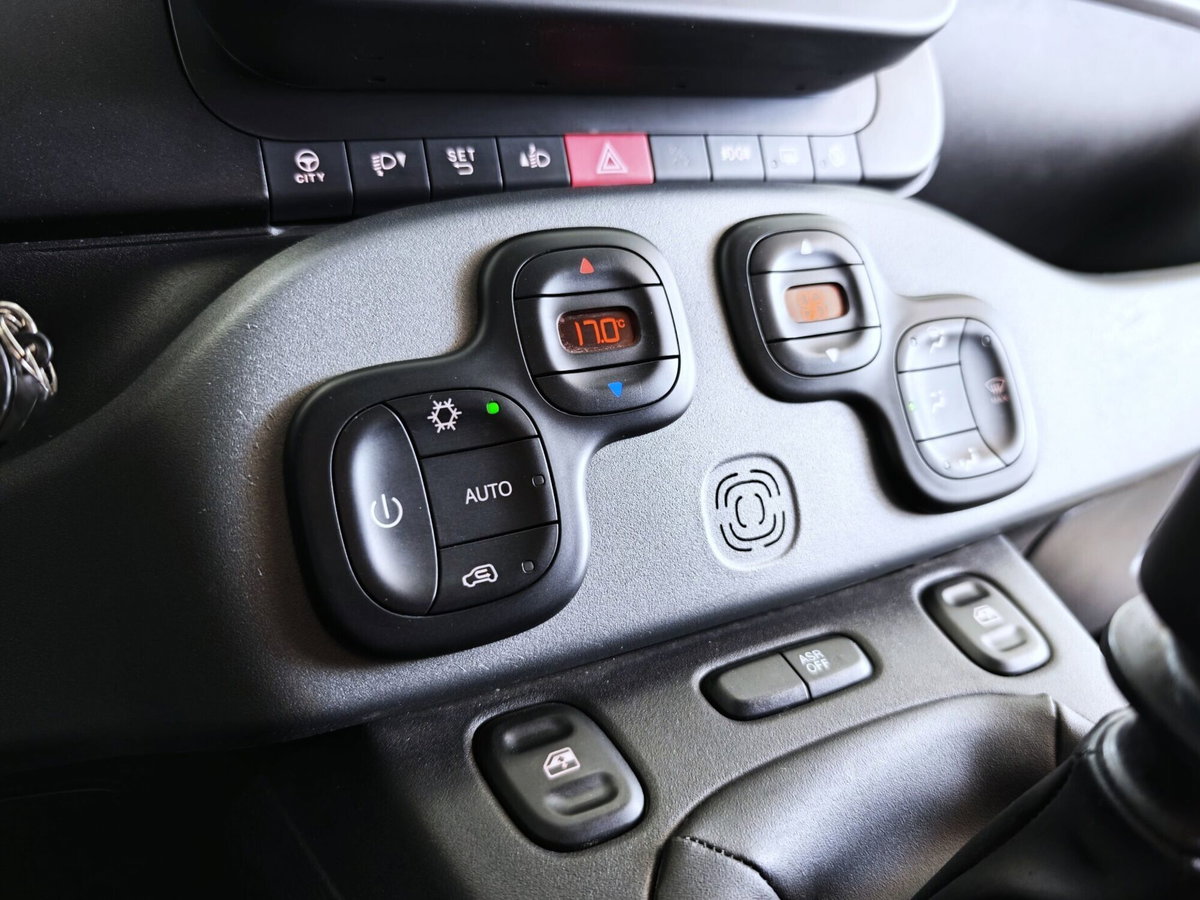Fiat Panda 1.0 FireFly S&S Hybrid City Life (12)