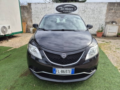 Lancia Ypsilon 1.2 69 CV 5 porte Silver usata