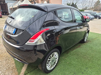 Lancia Ypsilon 1.2 69 CV 5 porte Silver (5)