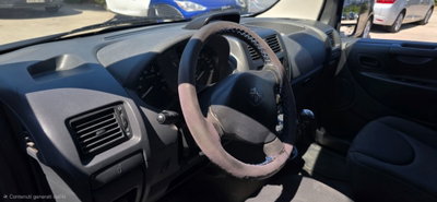 Peugeot Expert Furgone 2.0 HDi 125CV FAP PL-TN 12Q Furgone Vetrato (8)