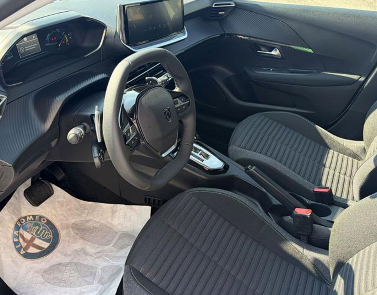 Peugeot 208 1.2 hybrid Active 100cv e-dcs 6 (10)