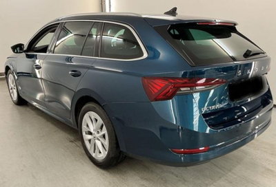Skoda Octavia Station Wagon 1.5 e-TEC DSG Wagon Sportline (3)