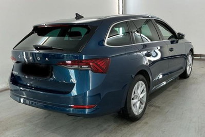 Skoda Octavia Station Wagon 1.5 e-TEC DSG Wagon Sportline (4)