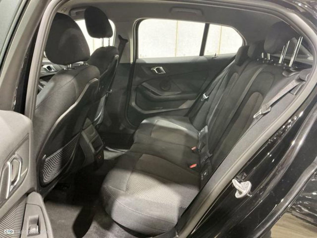 BMW Serie 1 116d 2.0 116CV cat 5 porte Attiva DPF (12)