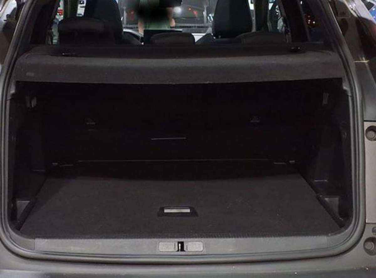 Peugeot 3008 BlueHDi 130 S&S GT (3)