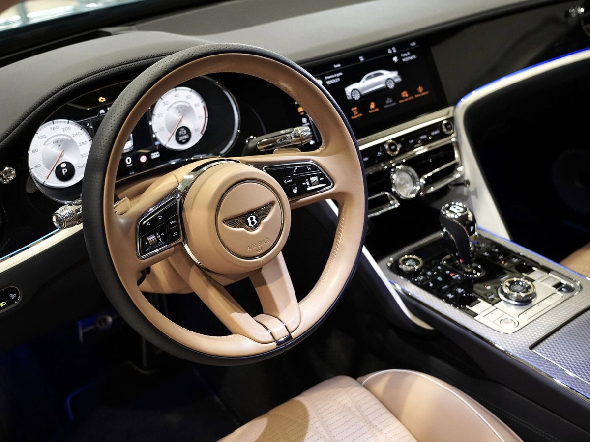 Bentley Flying Flying Spur 6.0 W12 Speed Edition12 auto (7)