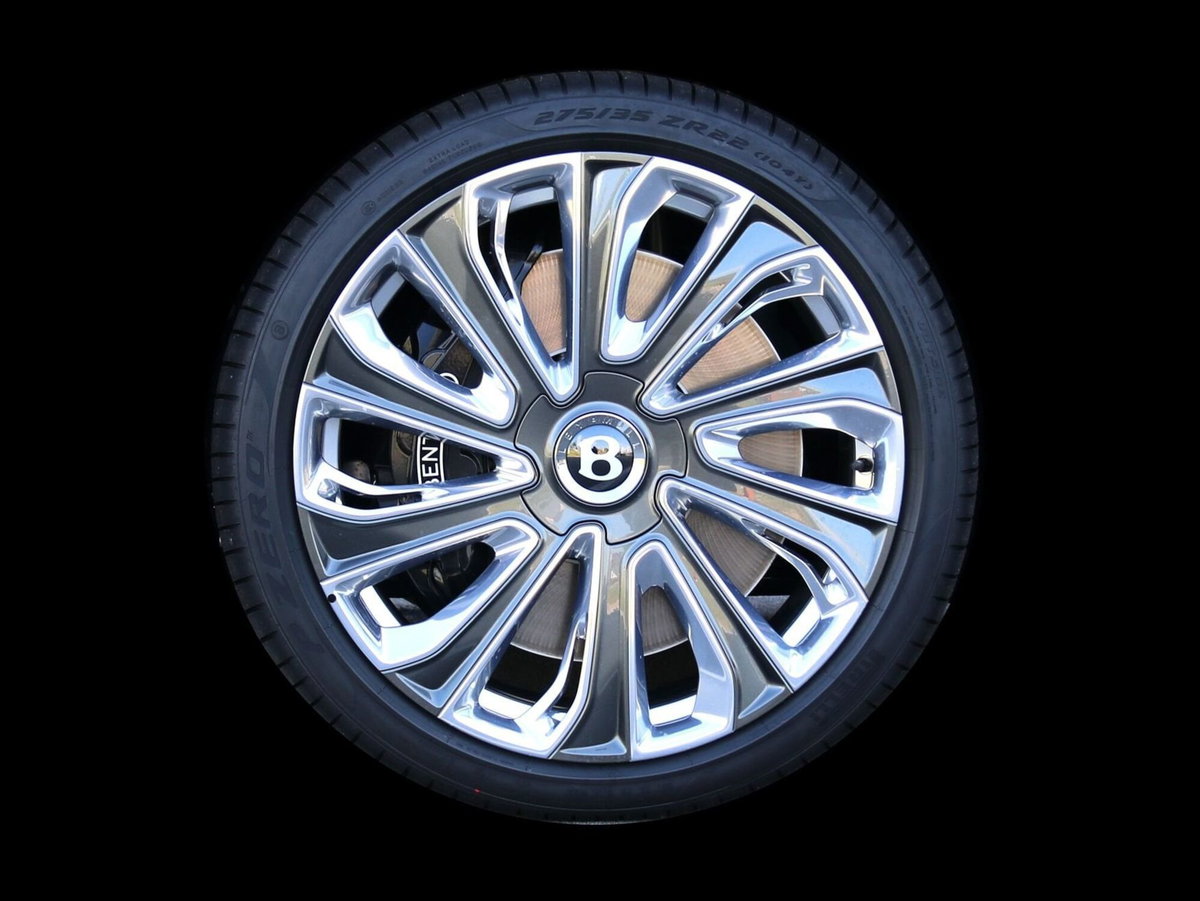 Bentley Flying Flying Spur 6.0 W12 Speed Edition12 auto (9)