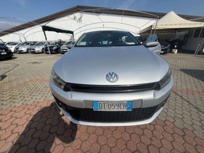 Volkswagen Scirocco 2.0 TDI 140CV DPF (4)