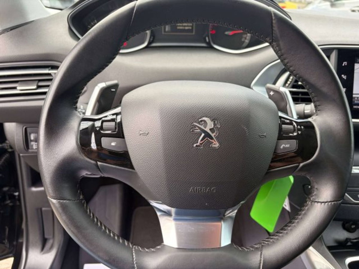 Peugeot 308 SW 1.5 bluehdi Active Pack s&s 130cv eat8 (12)