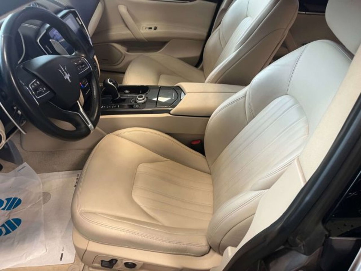 Maserati Ghibli Ghibli V6 Diesel (13)