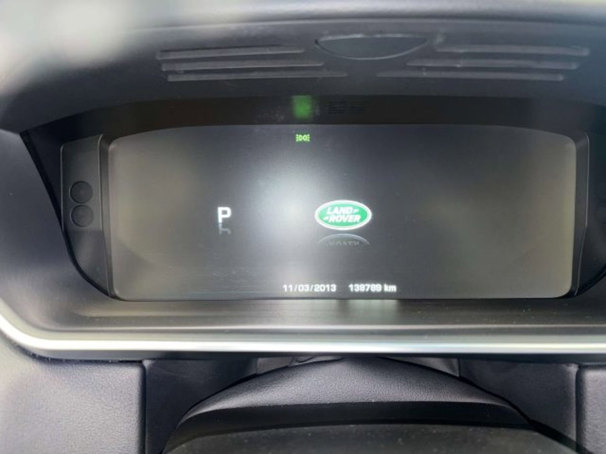 Land Rover Range Rover Sport 3.0 SDV6 HSE (11)