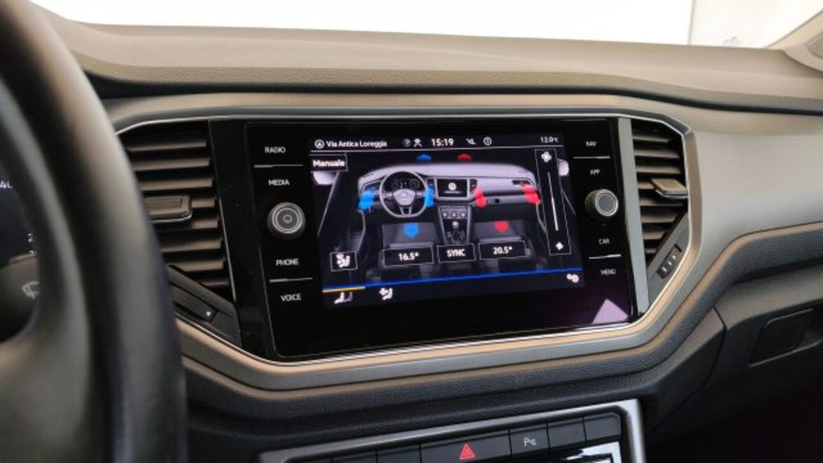 Volkswagen T-Roc 1.0 TSI Style (11)