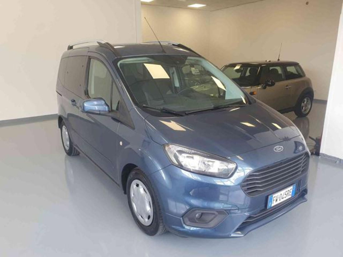 Ford Tourneo Courier 1.0 EcoBoost 100 CV Plus (2)