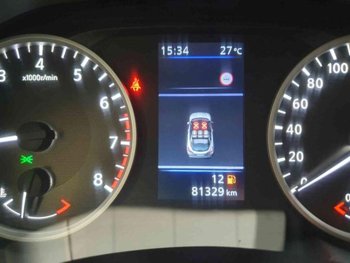 Nissan Juke 1.0 dig-t Acenta 114cv (20)