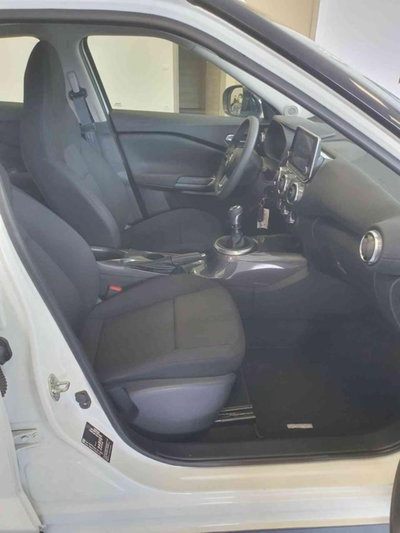 Nissan Juke 1.0 dig-t Acenta 114cv (9)