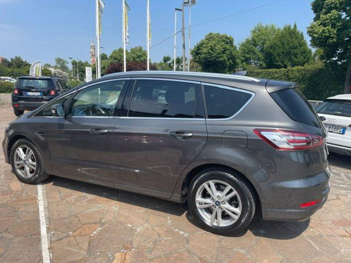 Ford S-Max 2.0 EcoBlue 150CV Start&Stop Aut. Titanium Business (2)