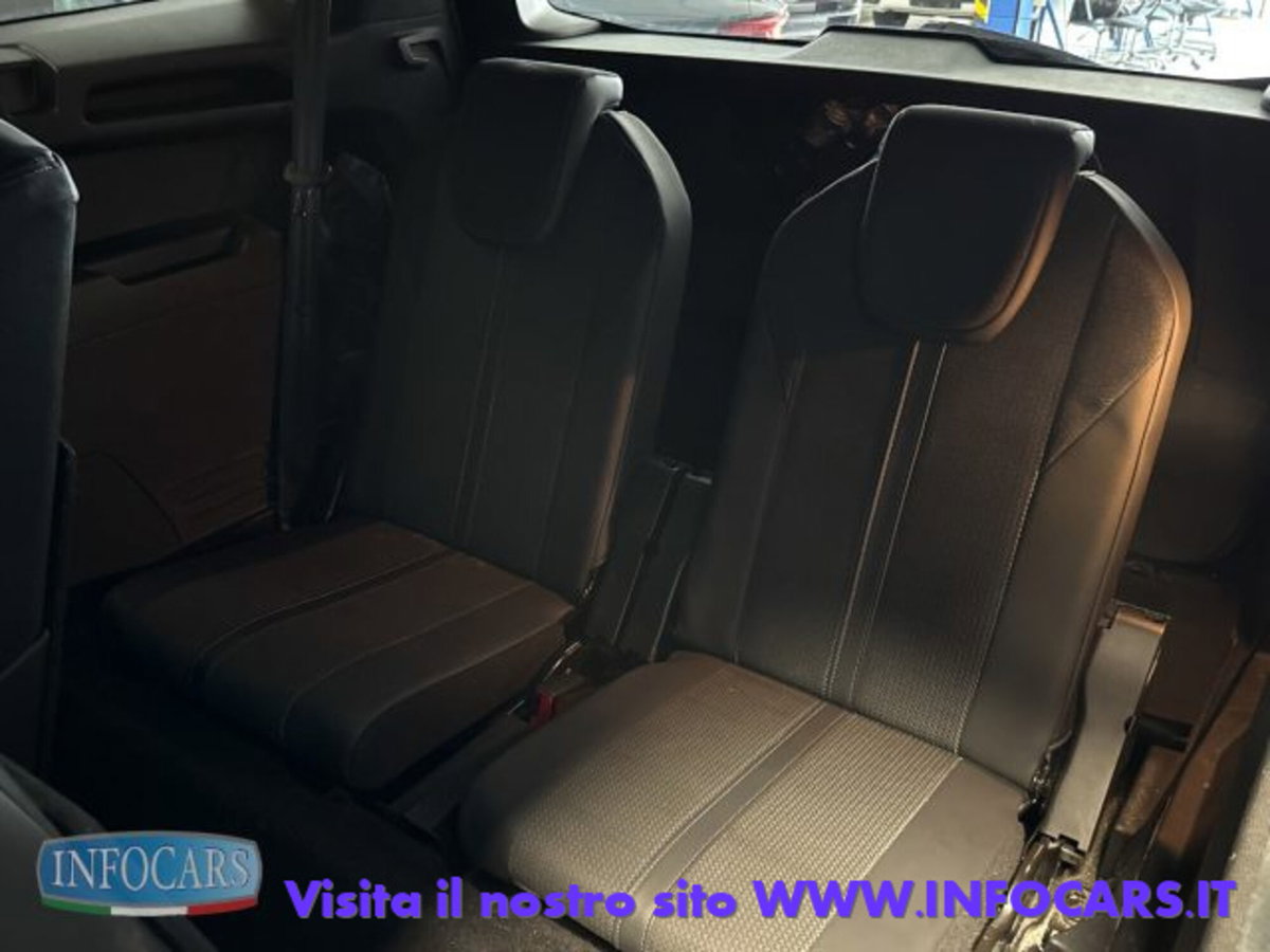 Peugeot 5008 1.5 bluehdi GT s&s 130cv eat8 (9)