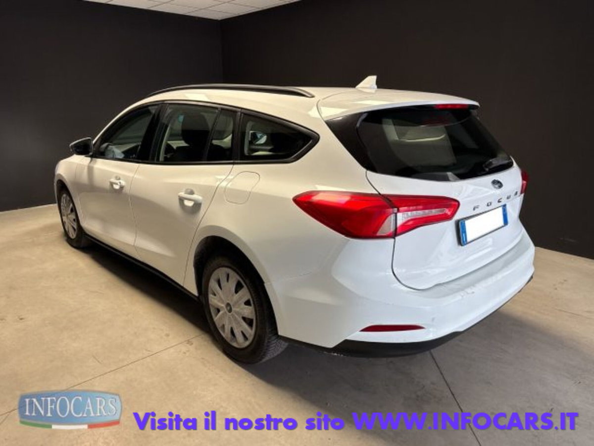 Ford Focus Station Wagon 1.5 EcoBlue 95 CV SW Plus (2)