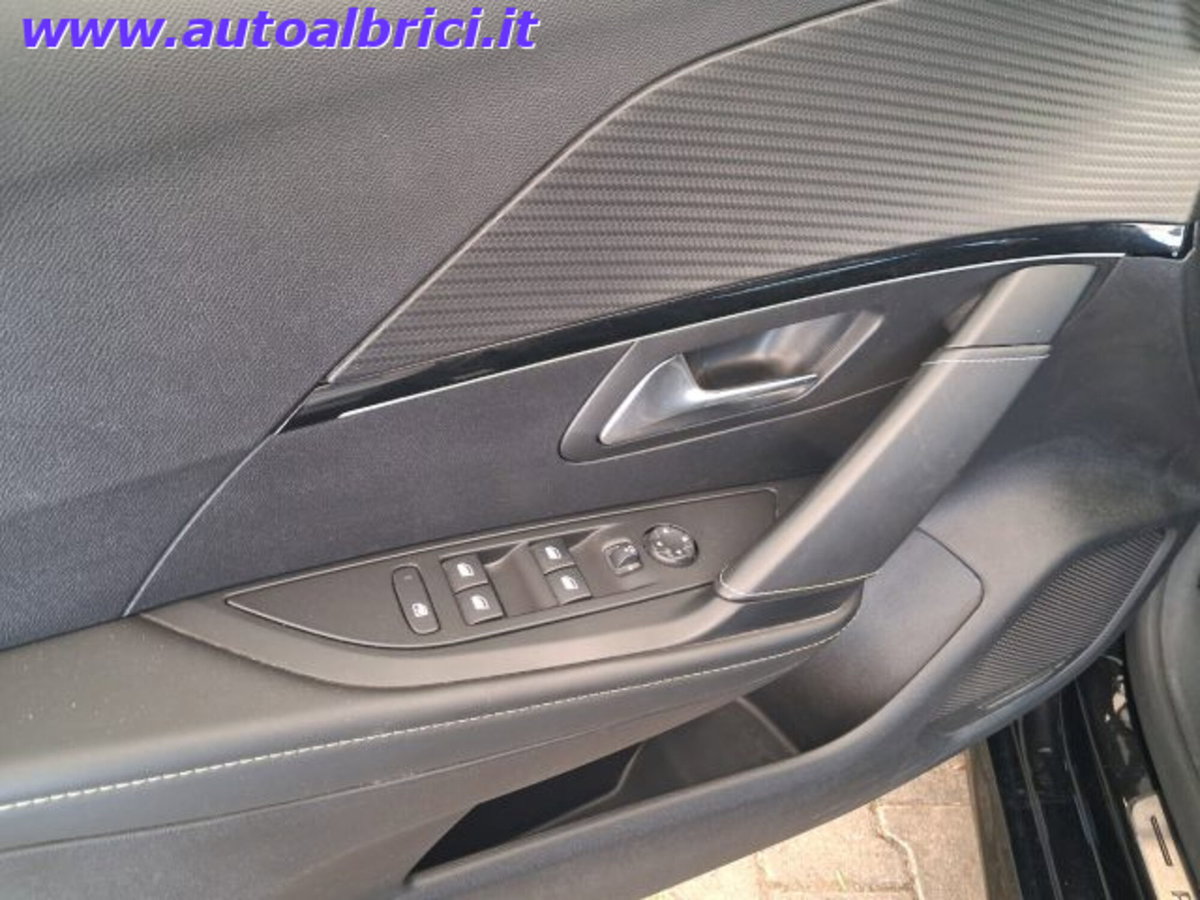 Peugeot 208 1.2 puretech Active s&s 100cv (12)