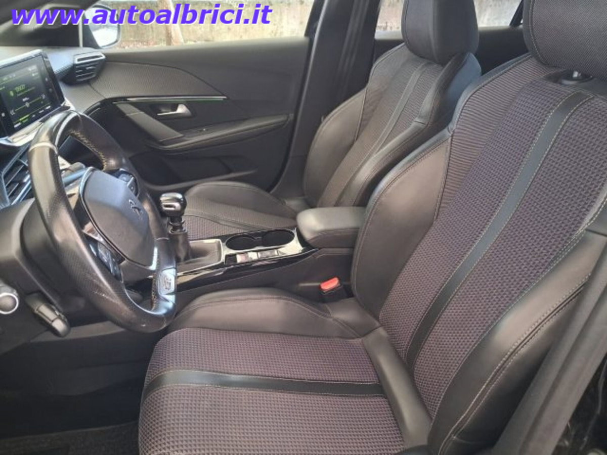 Peugeot 208 1.2 puretech Active s&s 100cv (15)