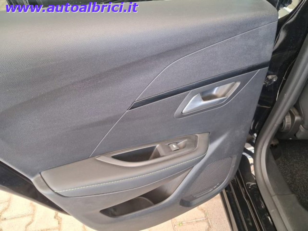 Peugeot 208 1.2 puretech Active s&s 100cv (16)
