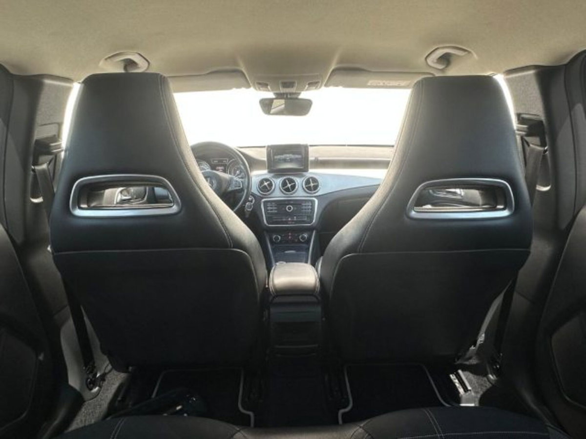 Mercedes-Benz GLA SUV 200 CDI Automatic Sport (12)