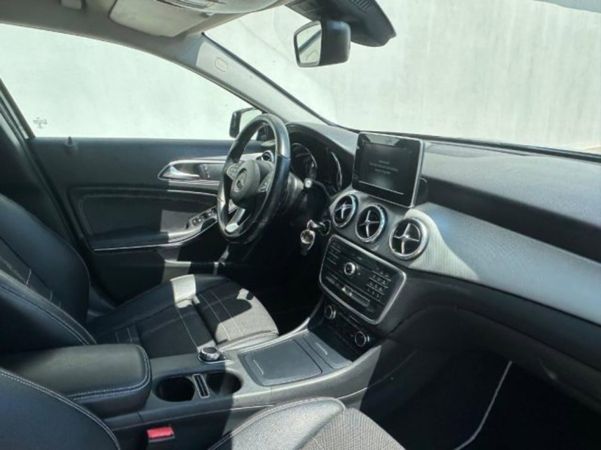 Mercedes-Benz GLA SUV 200 CDI Automatic Sport (16)