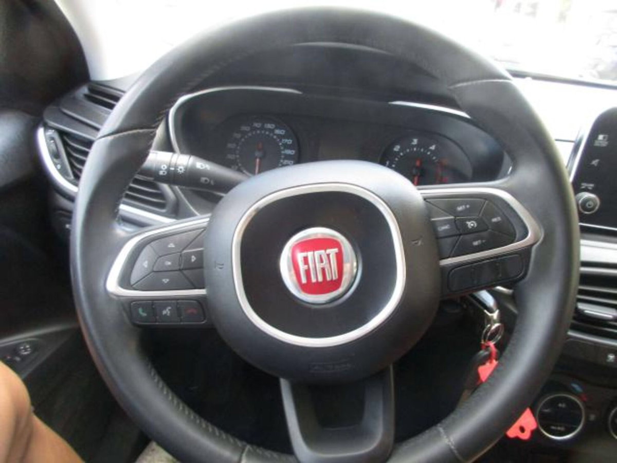 Fiat Tipo Station Wagon Tipo 1.6 Mjt S&S DCT SW Lounge (13)