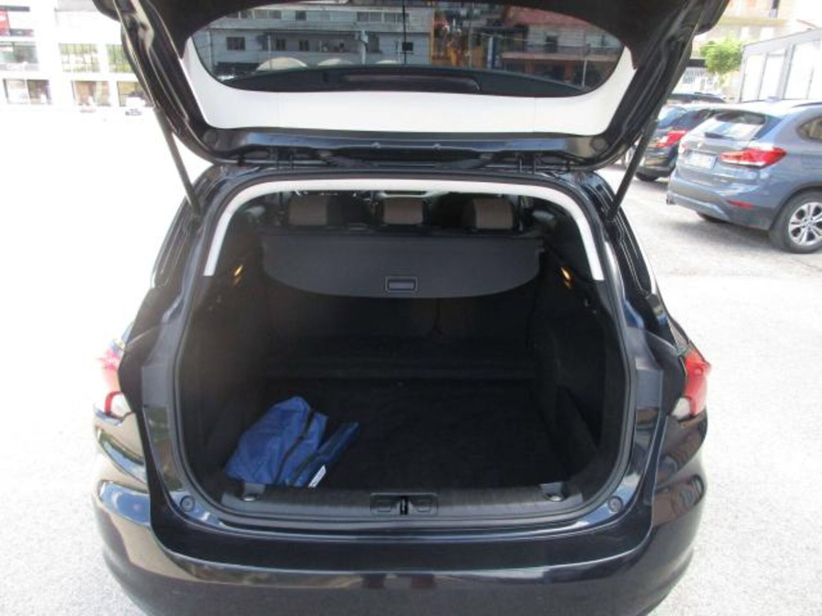 Fiat Tipo Station Wagon Tipo 1.6 Mjt S&S DCT SW Lounge (7)