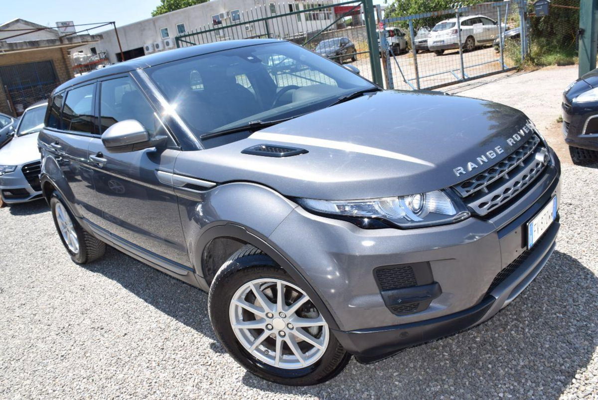 Land Rover Range Rover Evoque 2.2 TD4 5p. Pure