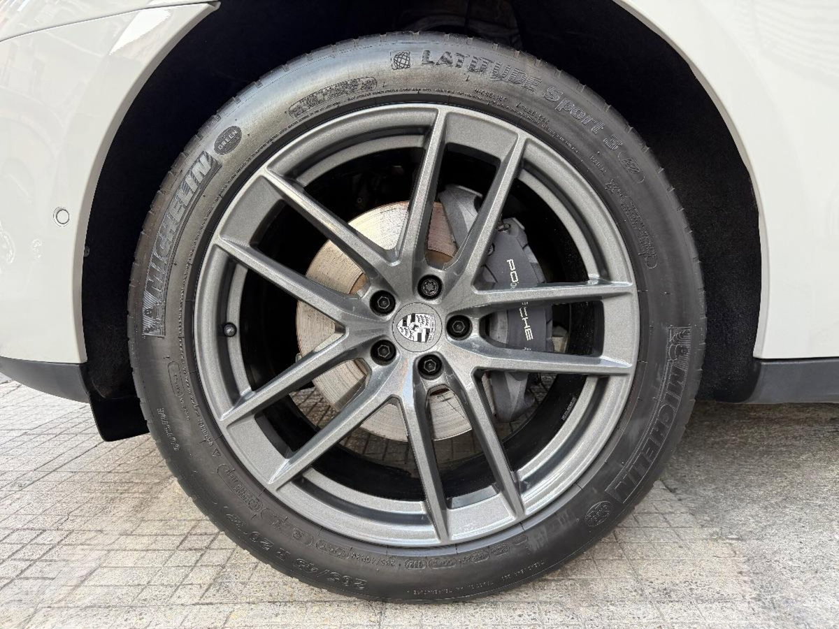 Porsche Macan 2.0 (10)