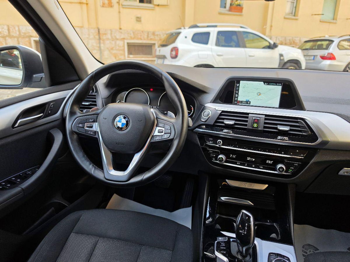 BMW X3 sDrive18d Business Advantage Aut. (17)
