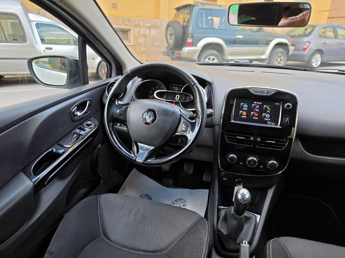 Renault Clio 1.5 dCi 8V 75CV 5 porte Wave (15)