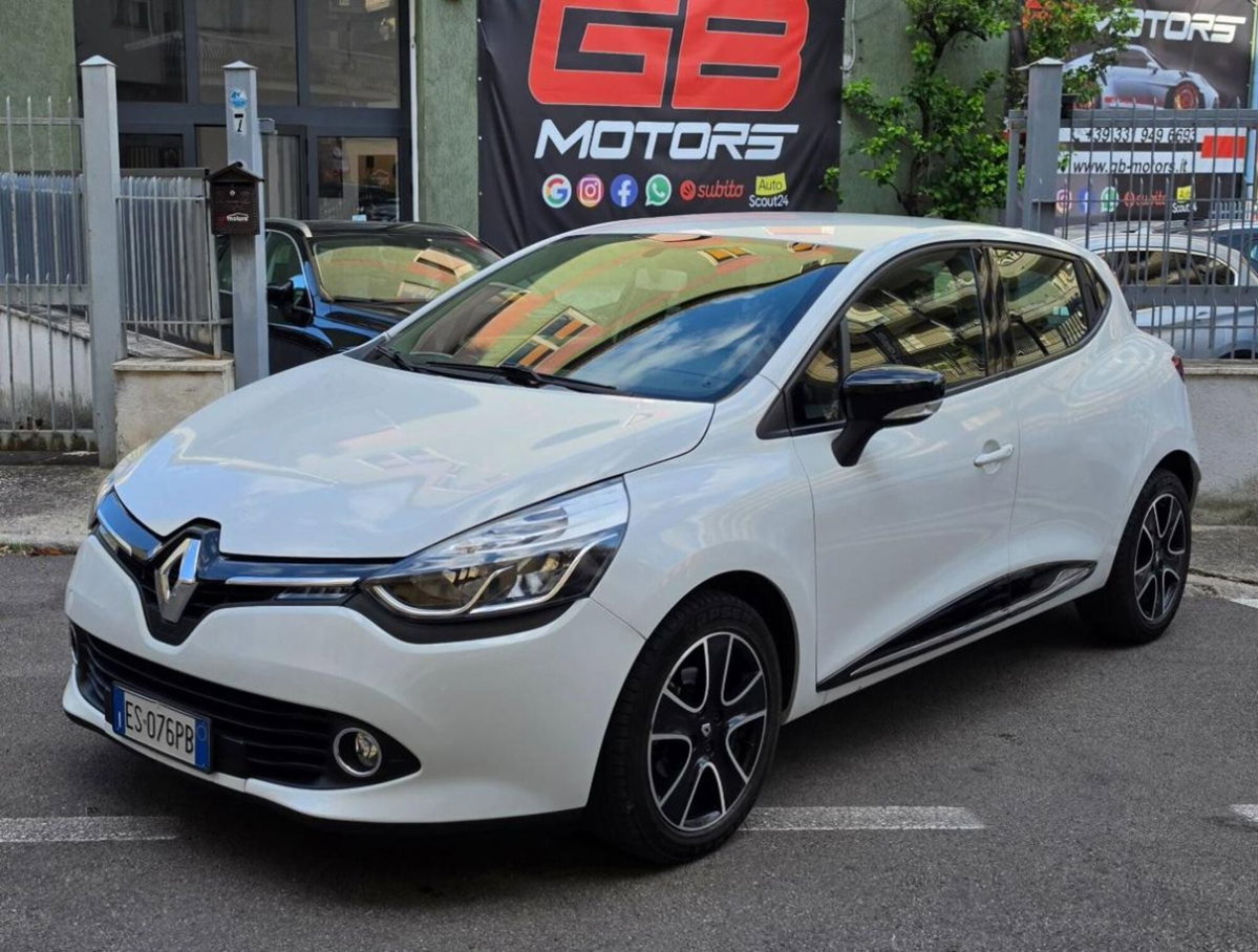 Renault Clio 1.5 dCi 8V 75CV 5 porte Wave (6)