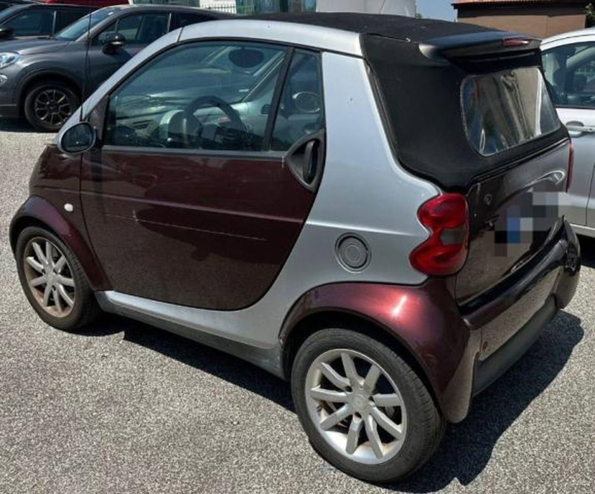 smart Fortwo Cabrio 700 cabrio grandstyle (45 kW) (4)