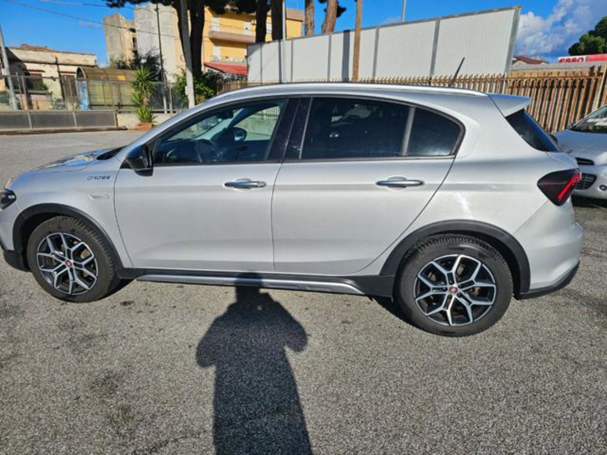 Fiat Tipo Tipo 5p 1.6 mjt Cross s&s 130cv (6)