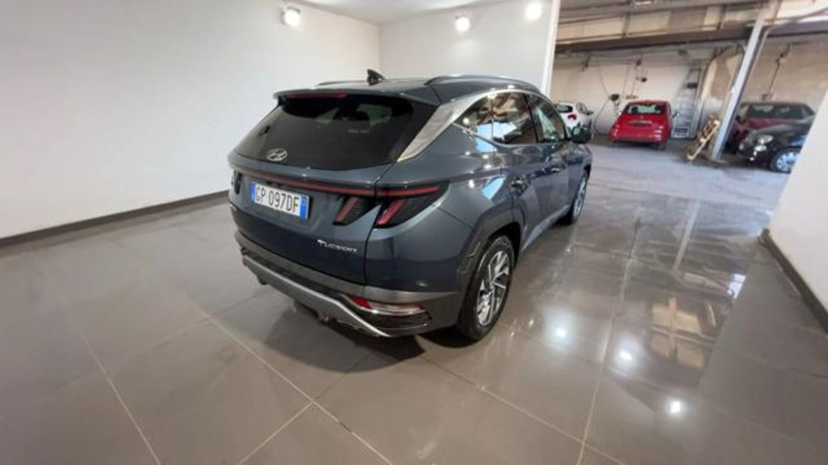 Hyundai Tucson 1.6 crdi 48V Xline 2wd imt (3)