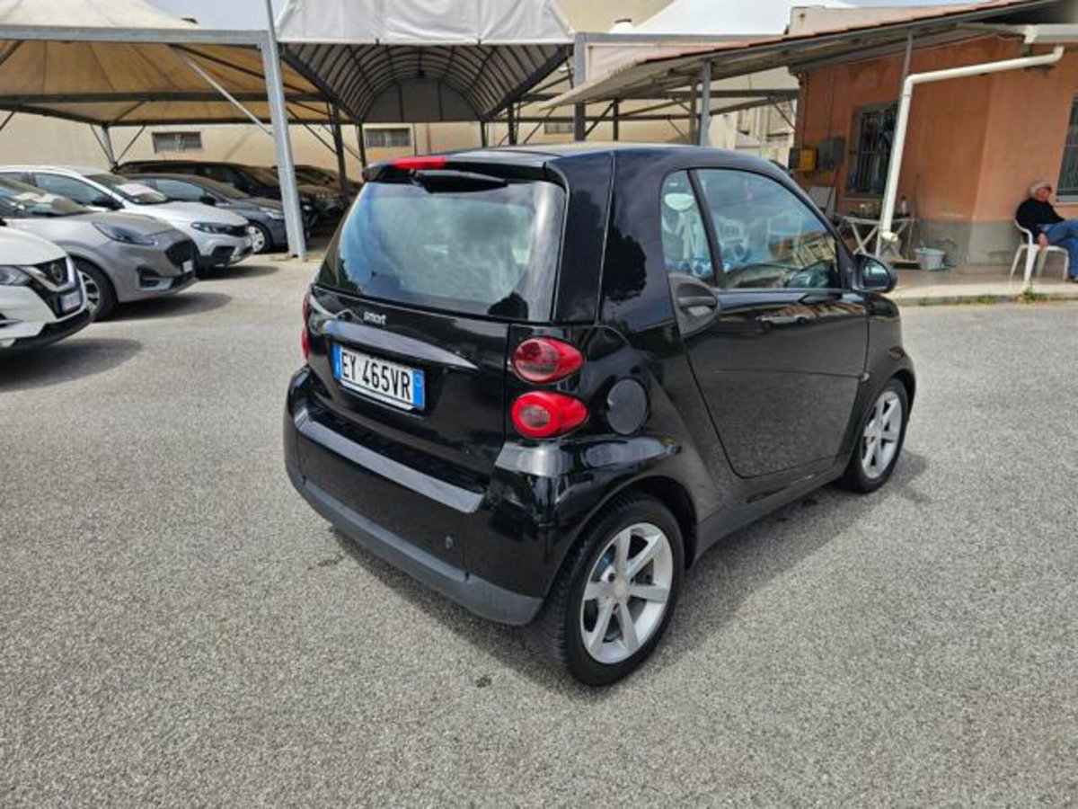 smart Fortwo 1000 52 kW MHD coupé passion (5)