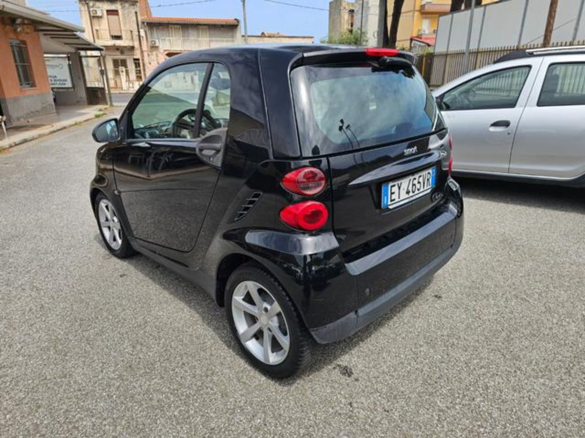 smart Fortwo 1000 52 kW MHD coupé passion (7)
