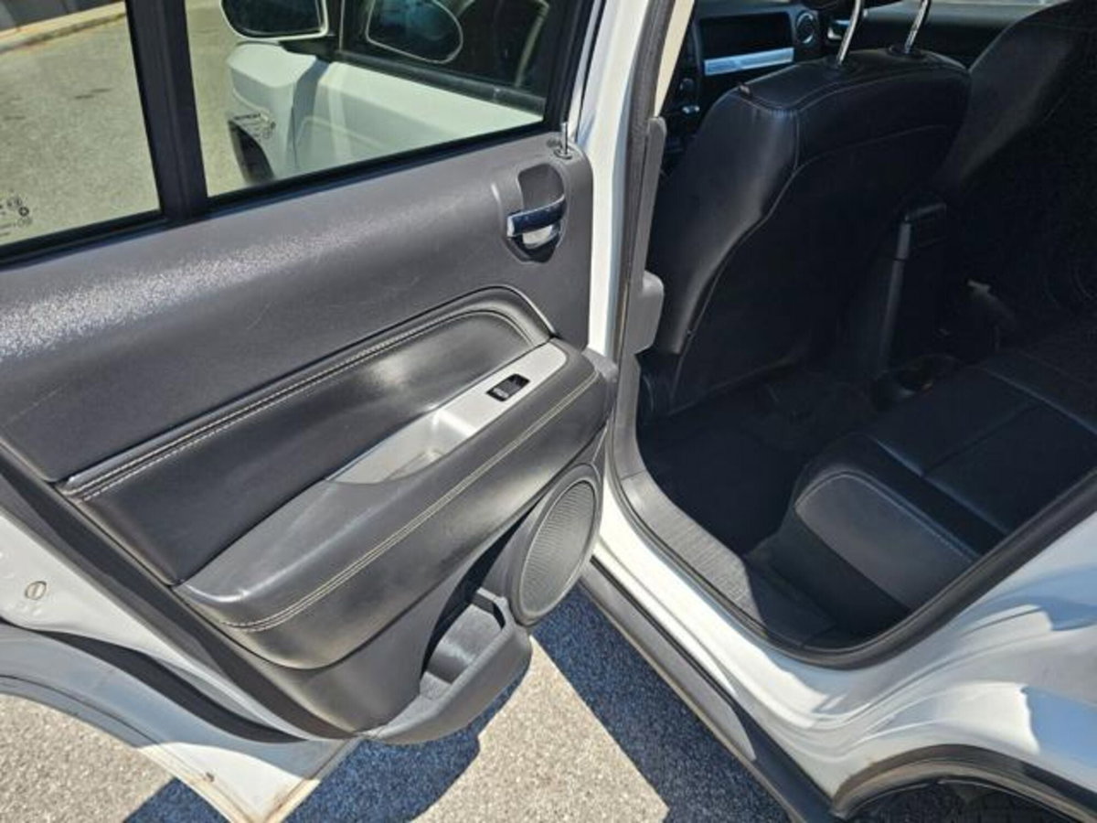 Jeep Compass 2.2 CRD Limited 2WD (11)