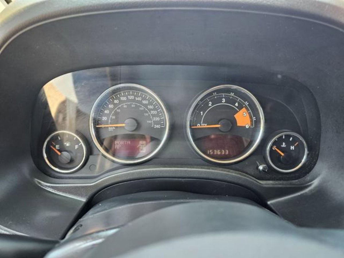 Jeep Compass 2.2 CRD Limited 2WD (15)