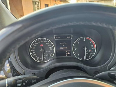 Mercedes-Benz Classe B 180 CDI Automatic Executive (16)