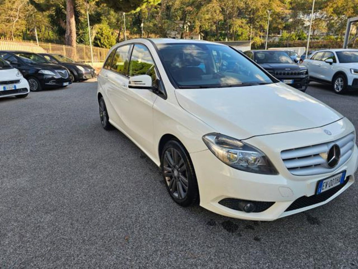 Mercedes-Benz Classe B 180 CDI Automatic Executive (3)