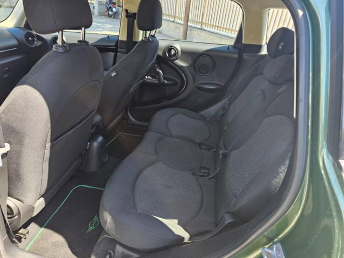 MINI Mini Countryman 1.6 Cooper D Countryman (12)