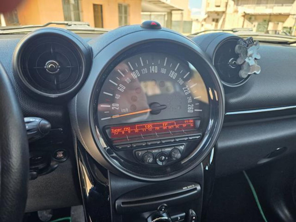 MINI Mini Countryman 1.6 Cooper D Countryman (17)