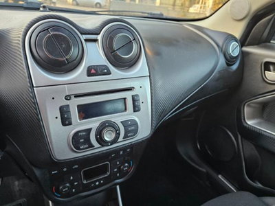 Alfa Romeo MiTo 1.3 JTDm-2 95 CV S&S Distinctive (14)