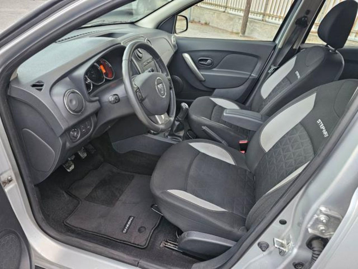 Dacia Sandero Stepway 1.5 dCi 8V 90CV Prestige (14)