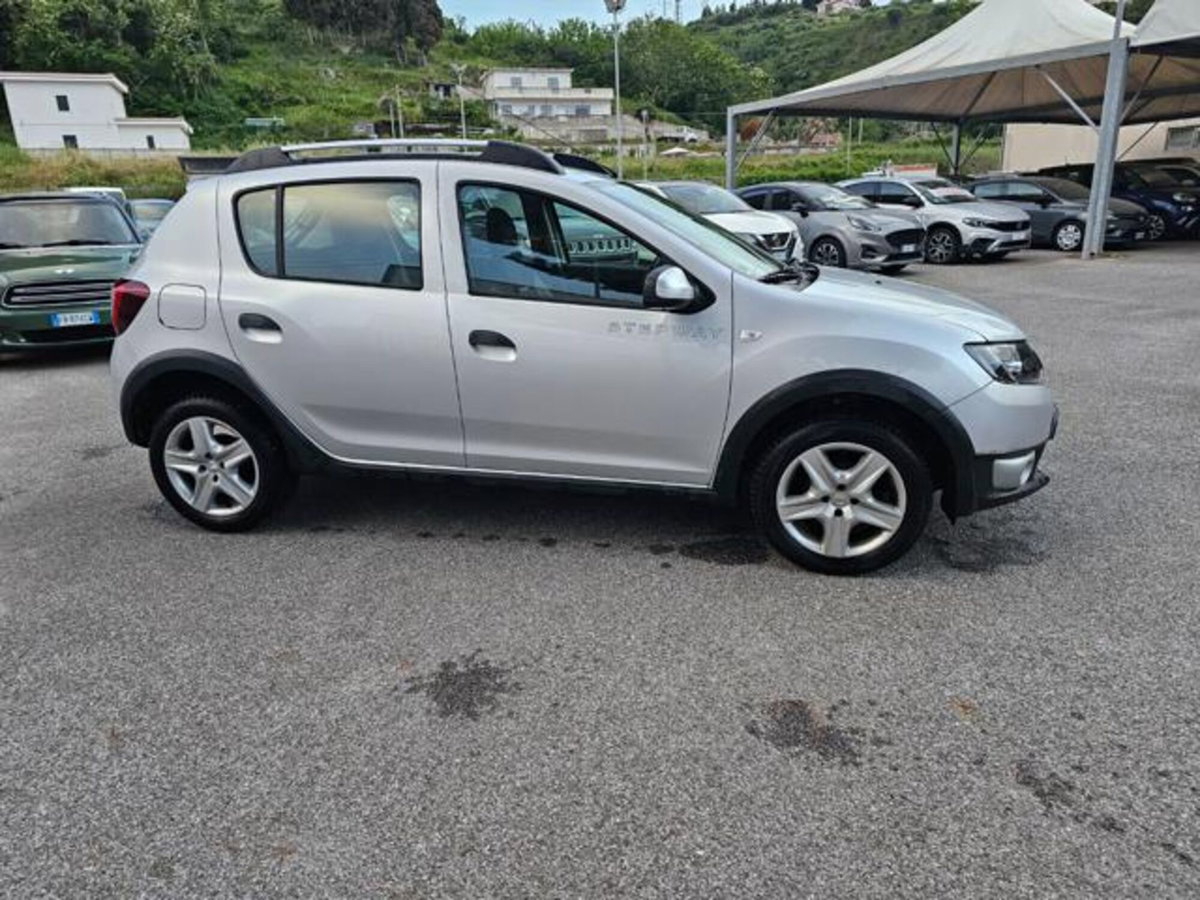 Dacia Sandero Stepway 1.5 dCi 8V 90CV Prestige (4)