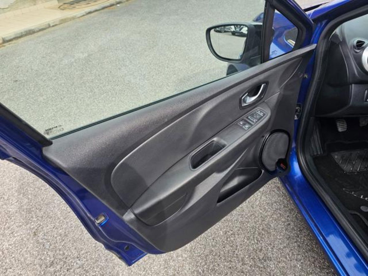 Renault Clio dCi 8V 75 CV Start&Stop 5 porte Energy Duel (11)
